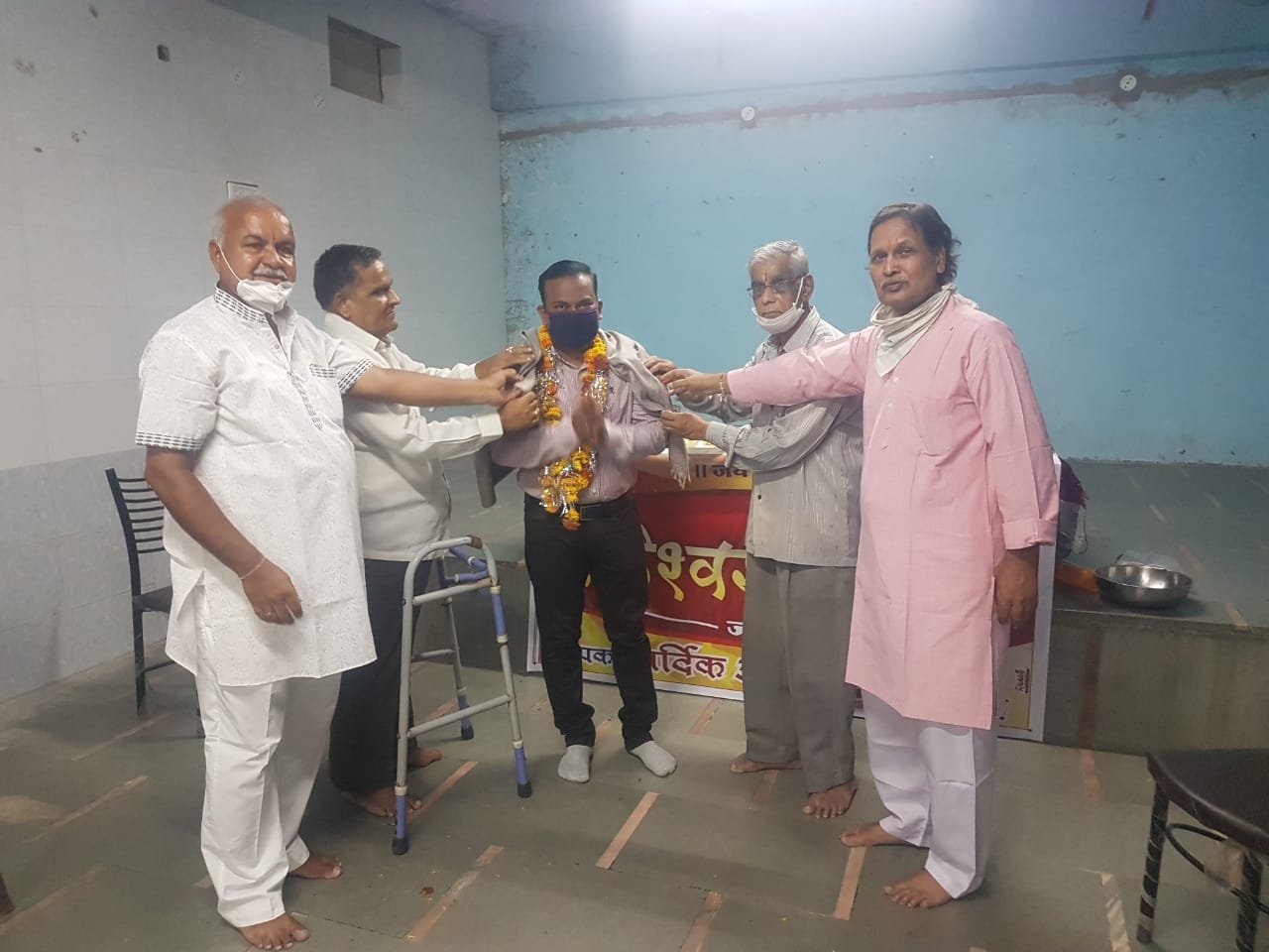 कोरोना योद्धाओं का किया सम्मान