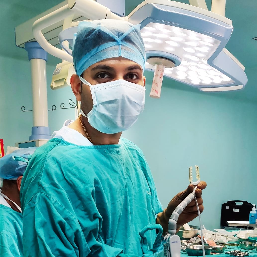 डॉ. योगेश मुंदड़ा