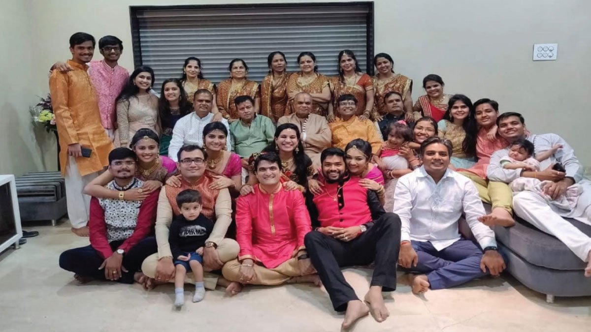 खटोड़ परिवार