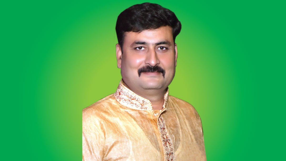 “एक परिवार एक पेड़” के सूत्रधार- रूपेश भूतड़ा