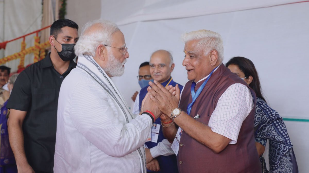 प्रधानमंत्री नरेंद्र मोदी ने की श्री काबरा से सौजन्य भेंट