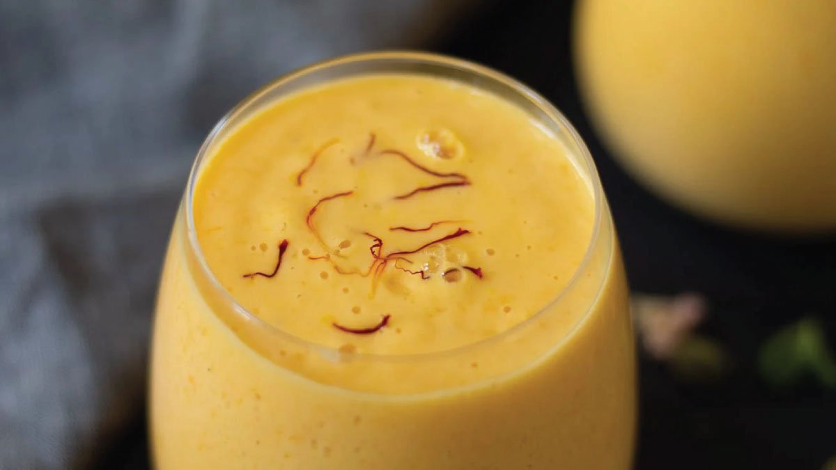 मैंगो लस्सी