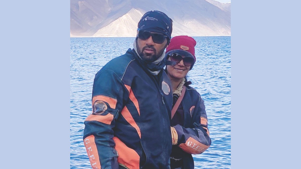 Yogesh-and-hema-new-biking-record
