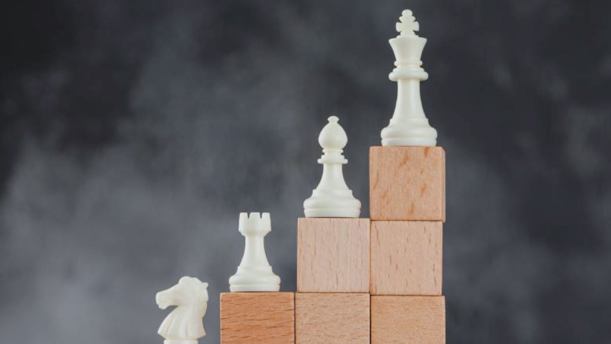 पद से कद का मान नहीं, कद से पद का मान बढ़ायें