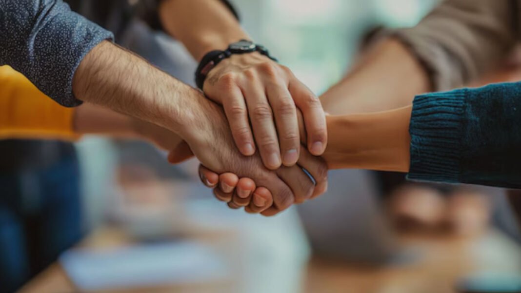 मैं को बनाऐं हम